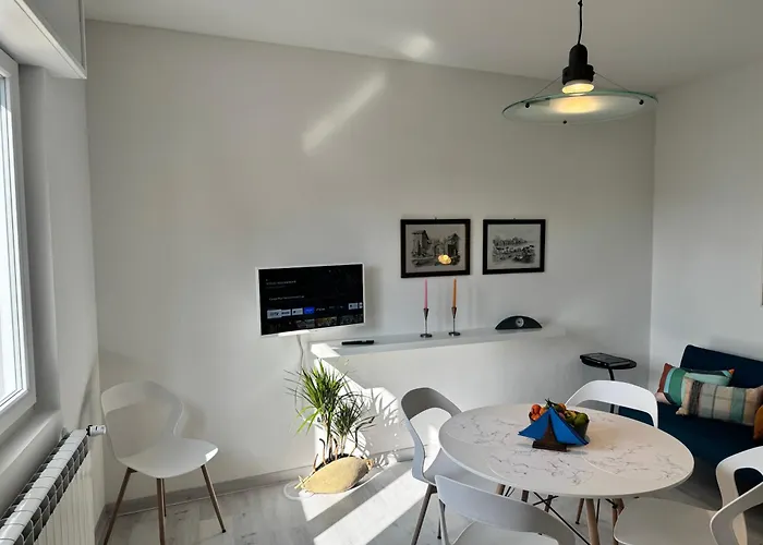 Breva E Tivan By World